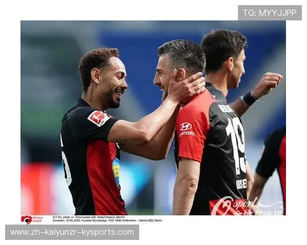 黄黑军团针对德甲劲敌战术开展实战演练提升竞争力分析